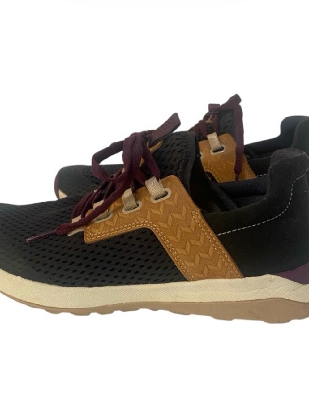 OluKai Black and Brown Sneakers with Maroon Laces Women’s size 8 (Pre Owned)